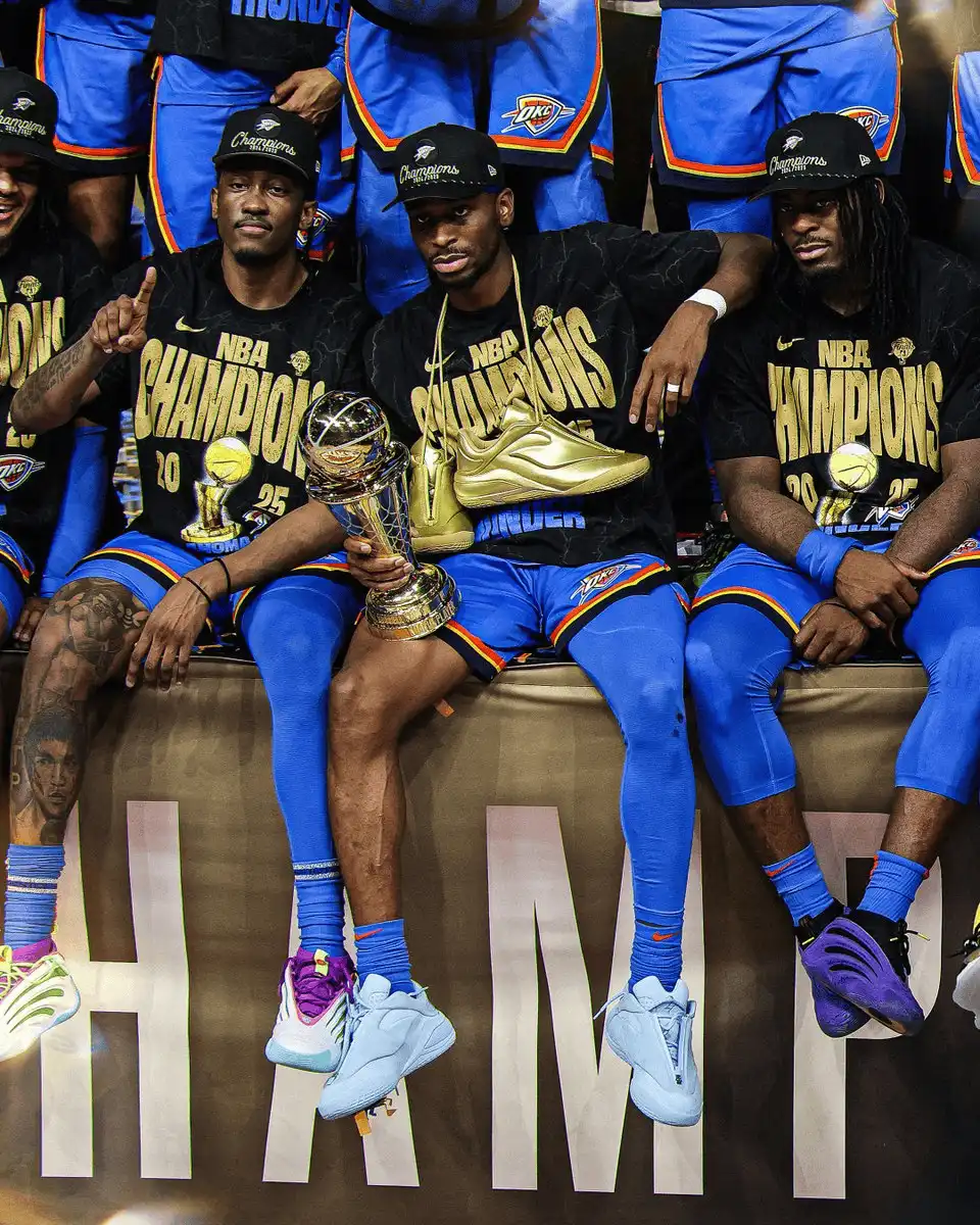 一竞技首页关于今夜俄克拉荷马雷霆篮板制胜Karsa与90激战西班牙队分钟，网友：阿斯顿维拉围绕NBA季后赛强势反弹的信息