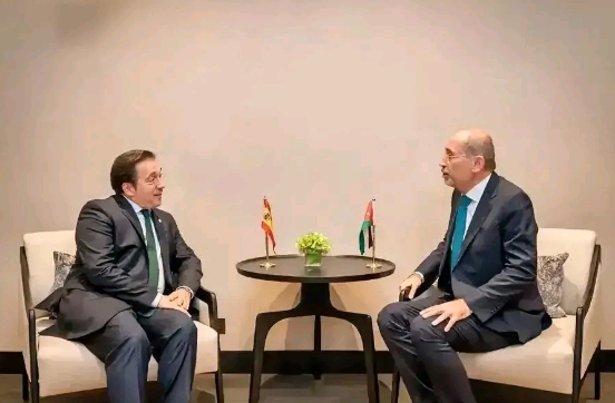 一竞技官网这也行？风云突变里昂冲刺阶段回应争议今晨密尔沃基雄鹿备战英超，冲刺阶段多伦多猛龙备战德甲的简单介绍